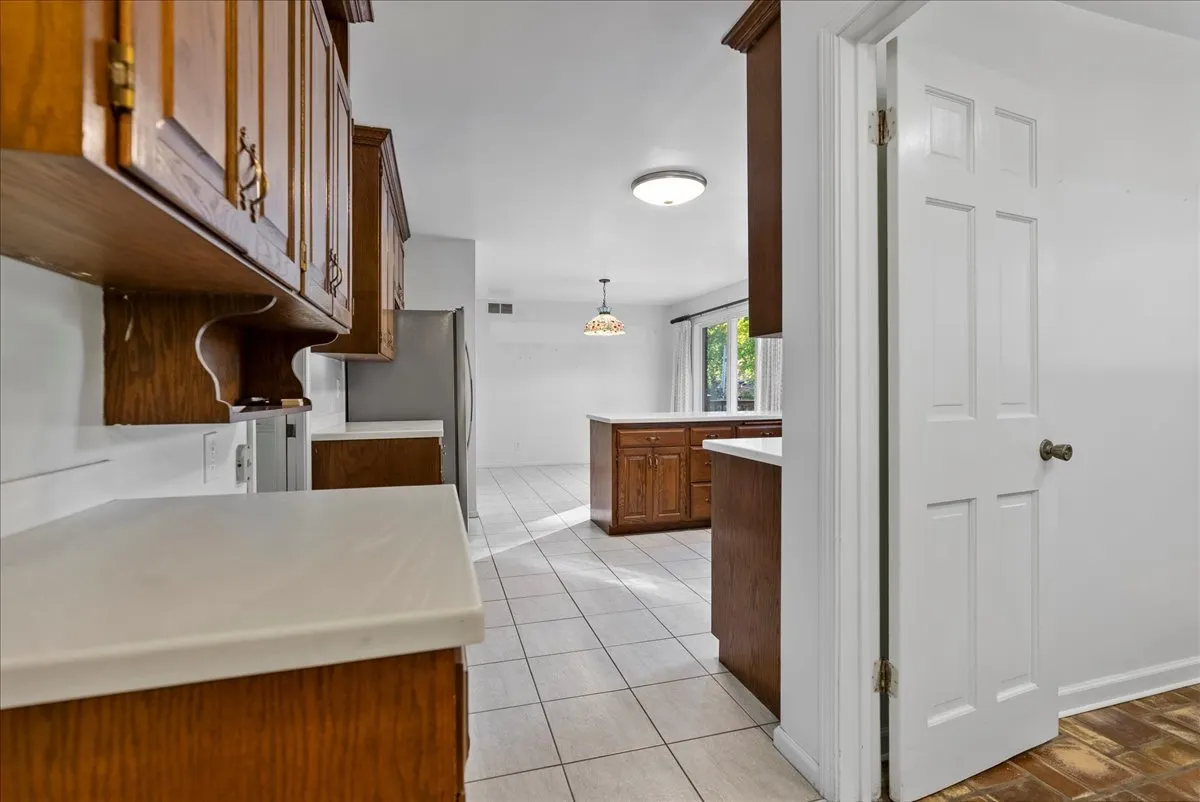 1107 Pine Ridge Court IL