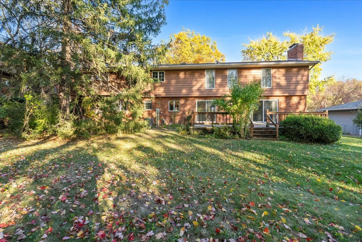 1107 Pine Ridge Court IL