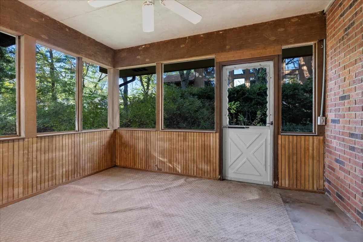 1107 Pine Ridge Court IL