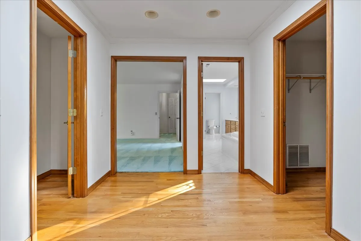 1107 Pine Ridge Court IL