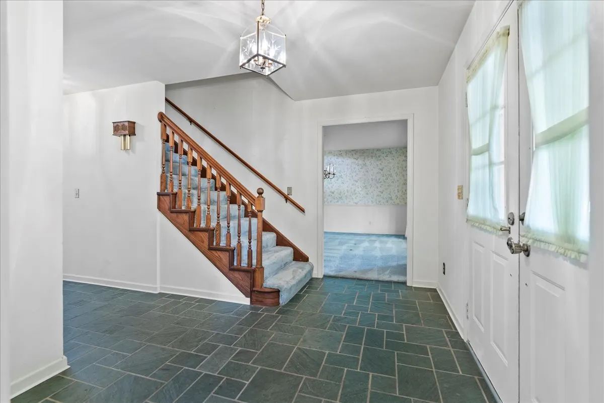 1107 Pine Ridge Court IL