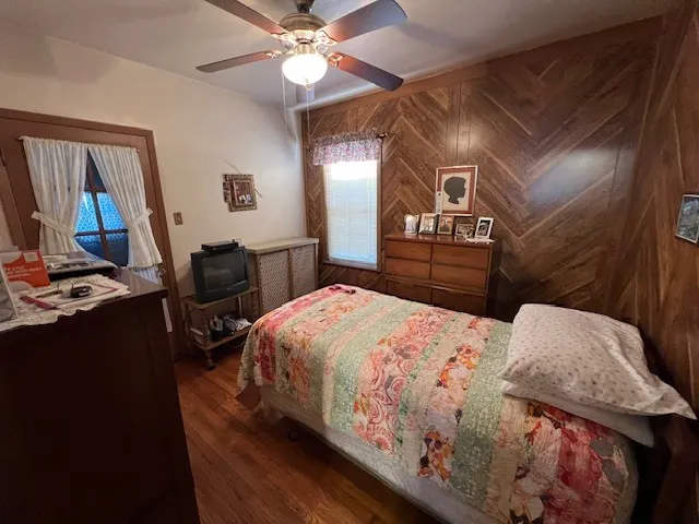 1519 Wisconsin Avenue IL