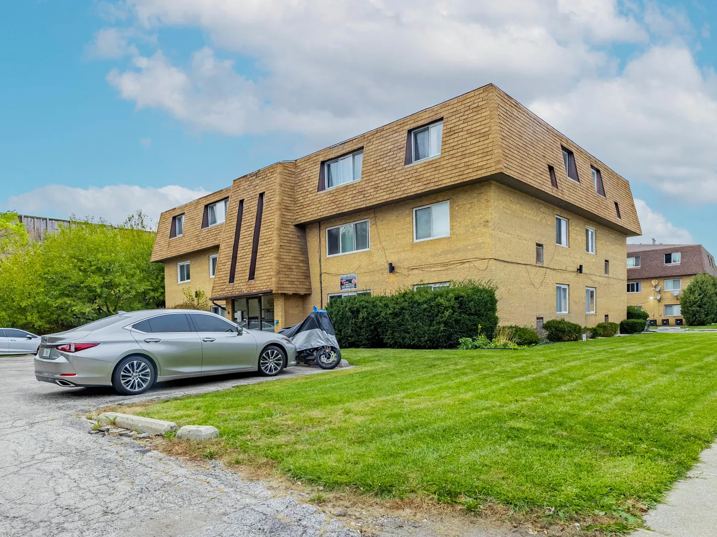 10440 Natoma Avenue 11 IL