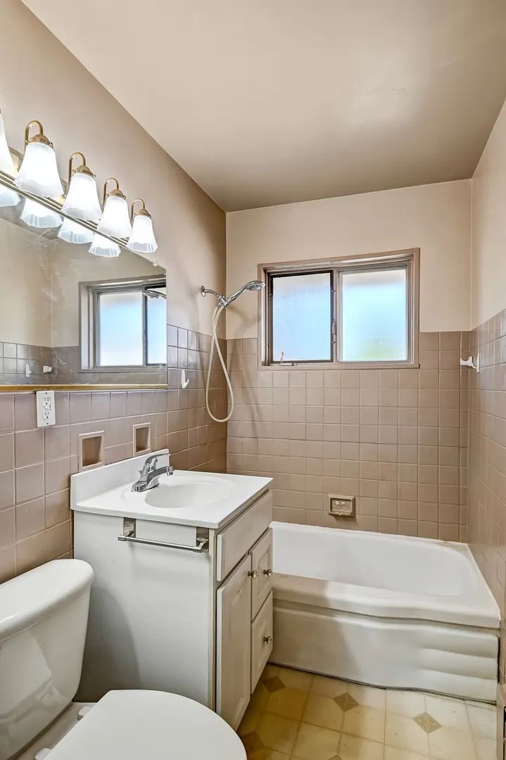 2316 Boeger Avenue IL