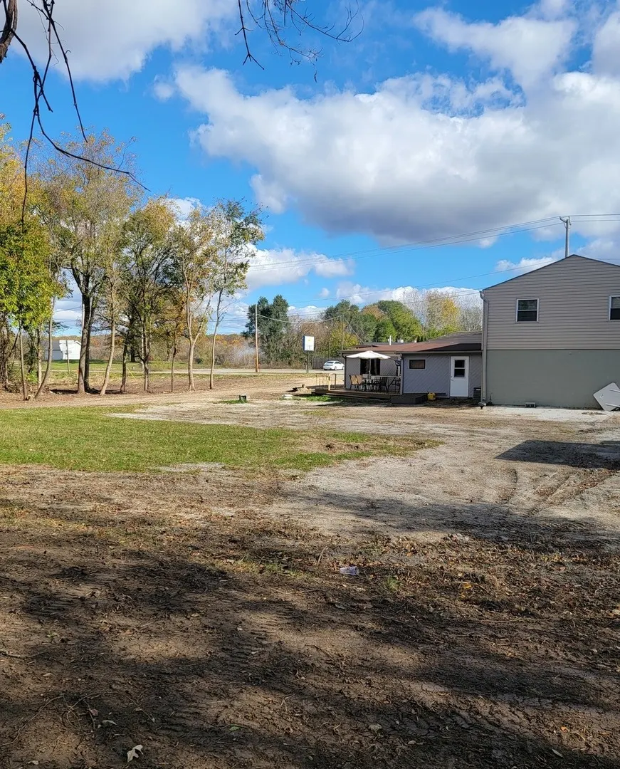 8621 US Highway 12 Highway IL