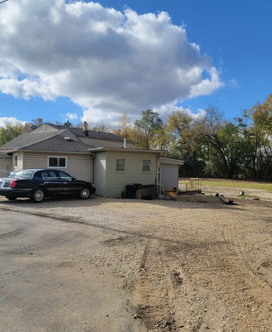 8621 US Highway 12 Highway IL