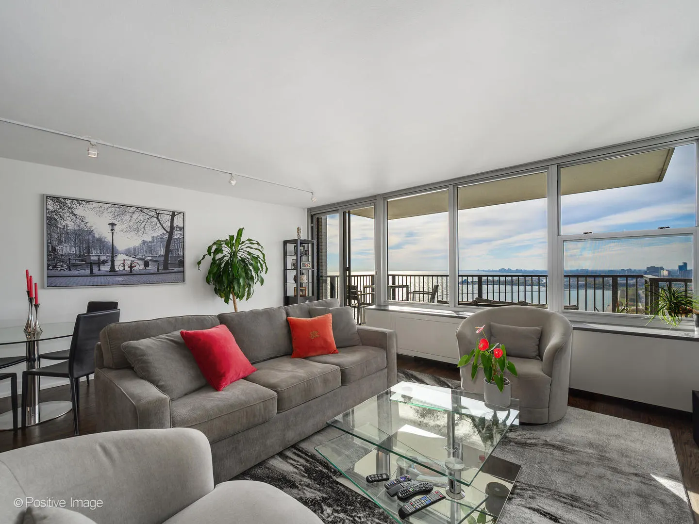 400 E Randolph Street 3715 IL