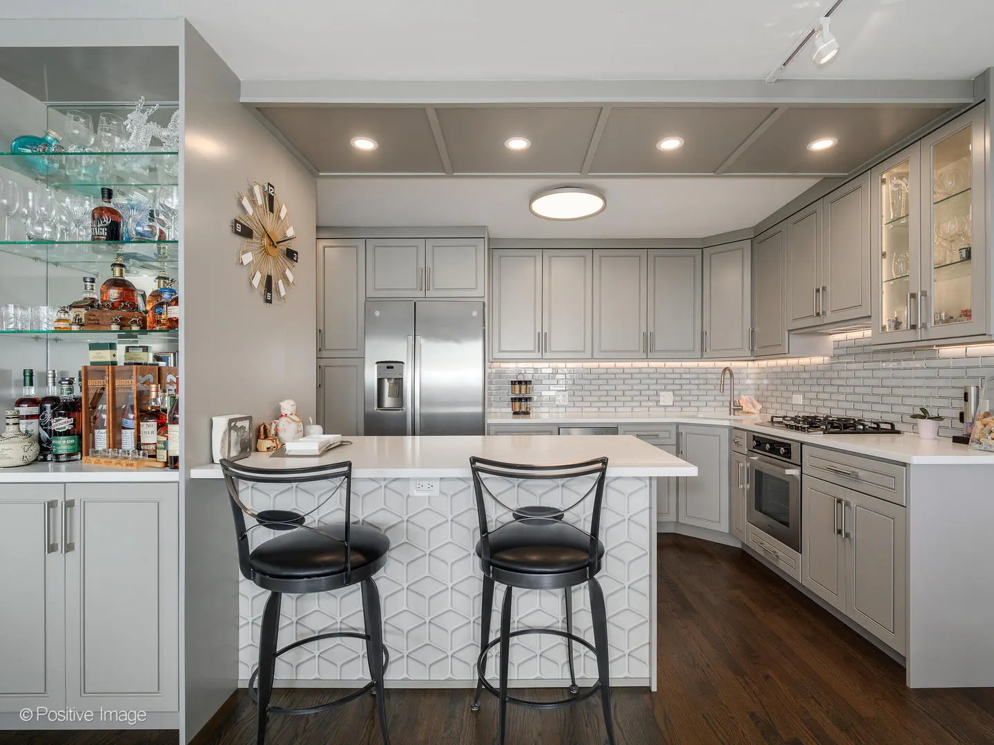 400 E Randolph Street 3715 IL