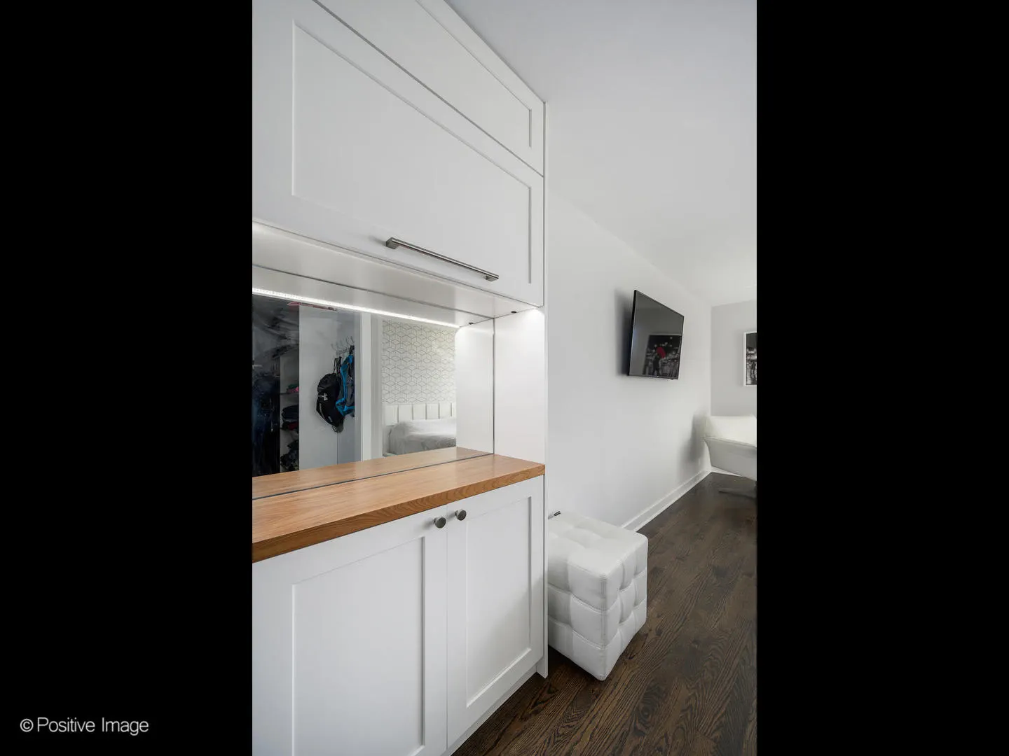 400 E Randolph Street 3715 IL