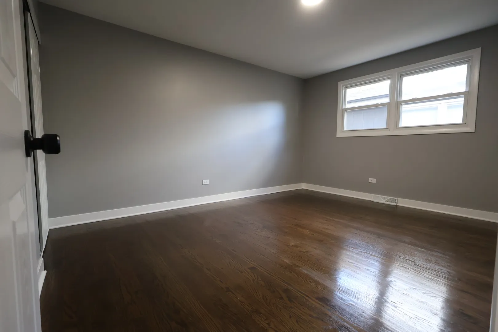 15742 E End Avenue IL