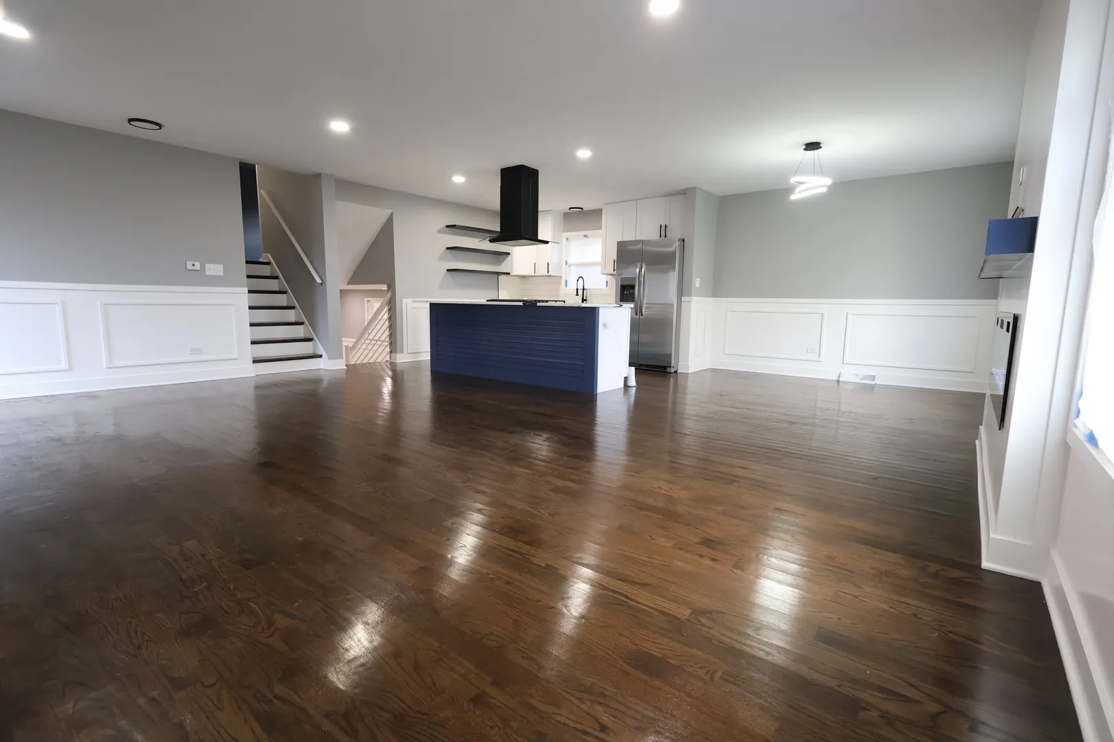 15742 E End Avenue IL