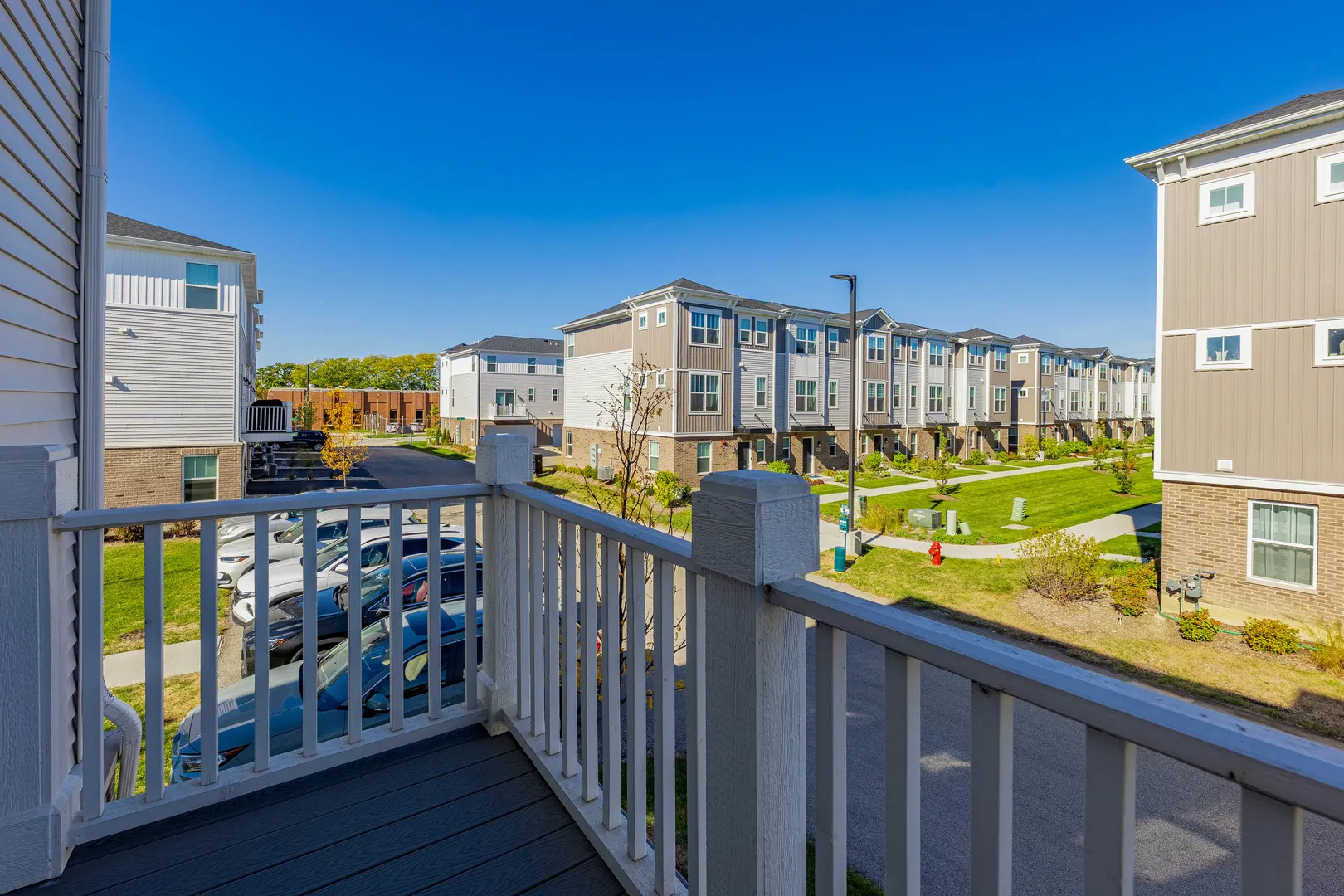 1050 E Oakton Street IL