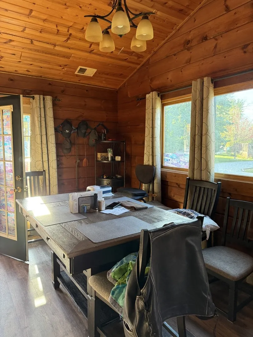 211 Walleye Circle IL