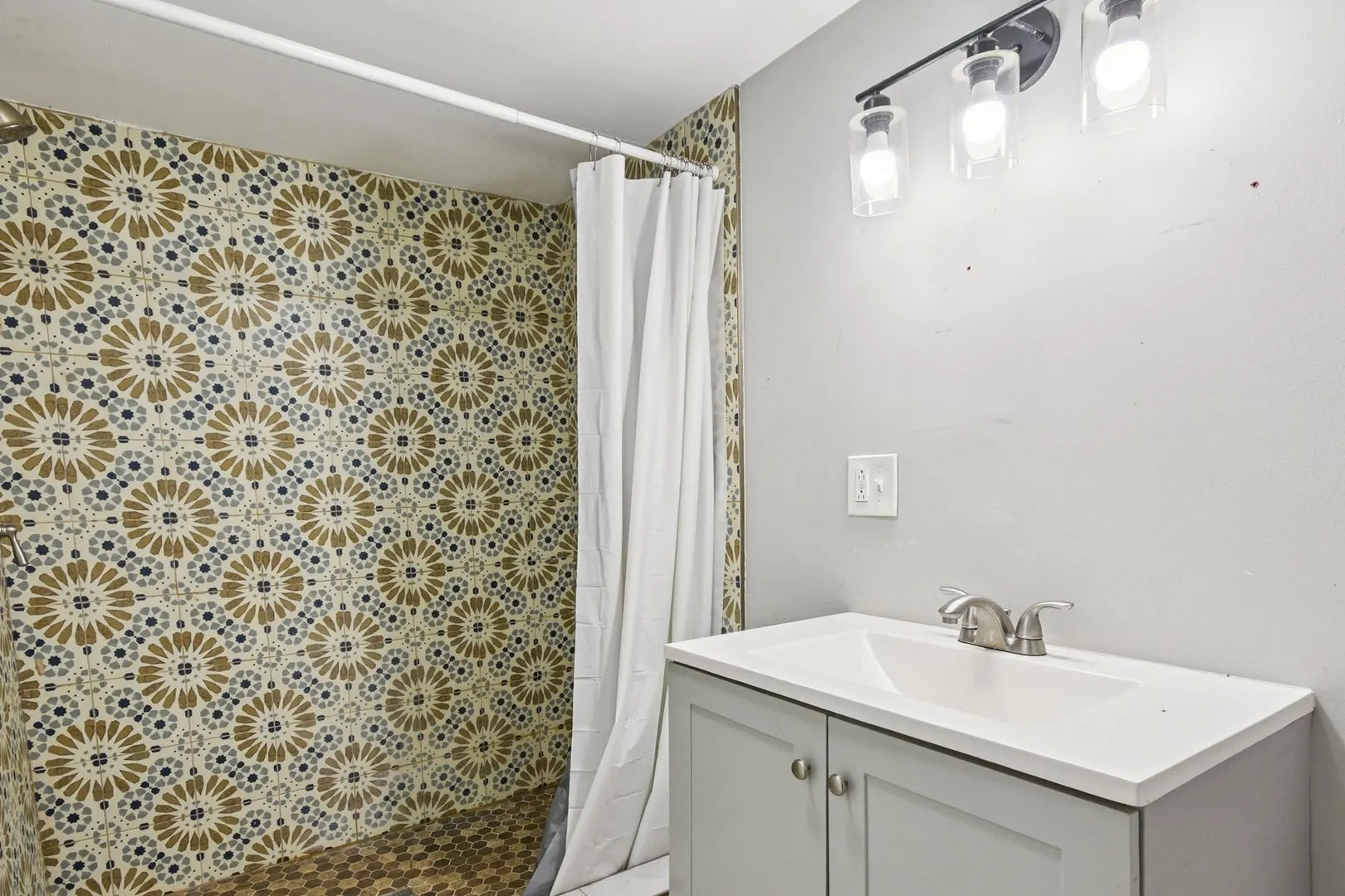 8358 S Sangamon Street IL