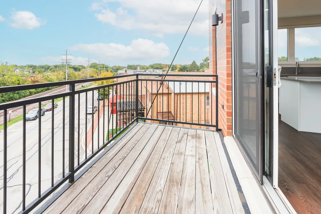 440 Green Bay Road 601 IL