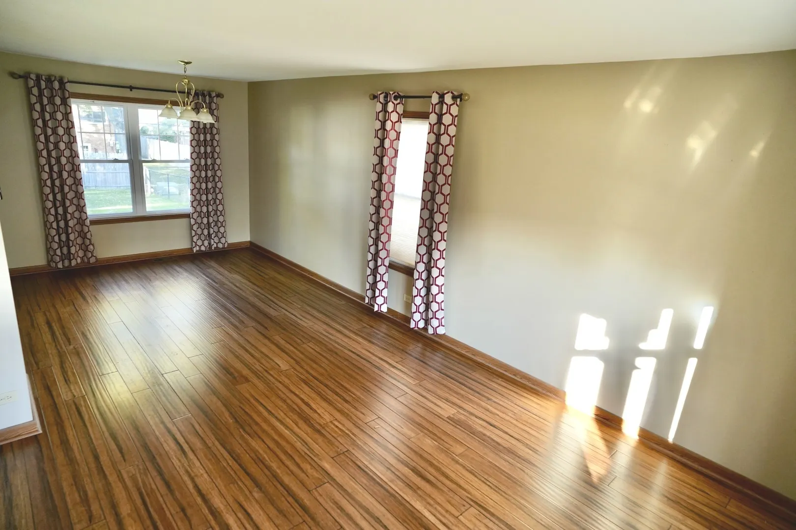 784 Medford Drive IL