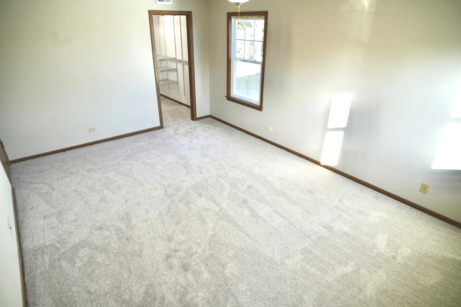 784 Medford Drive IL