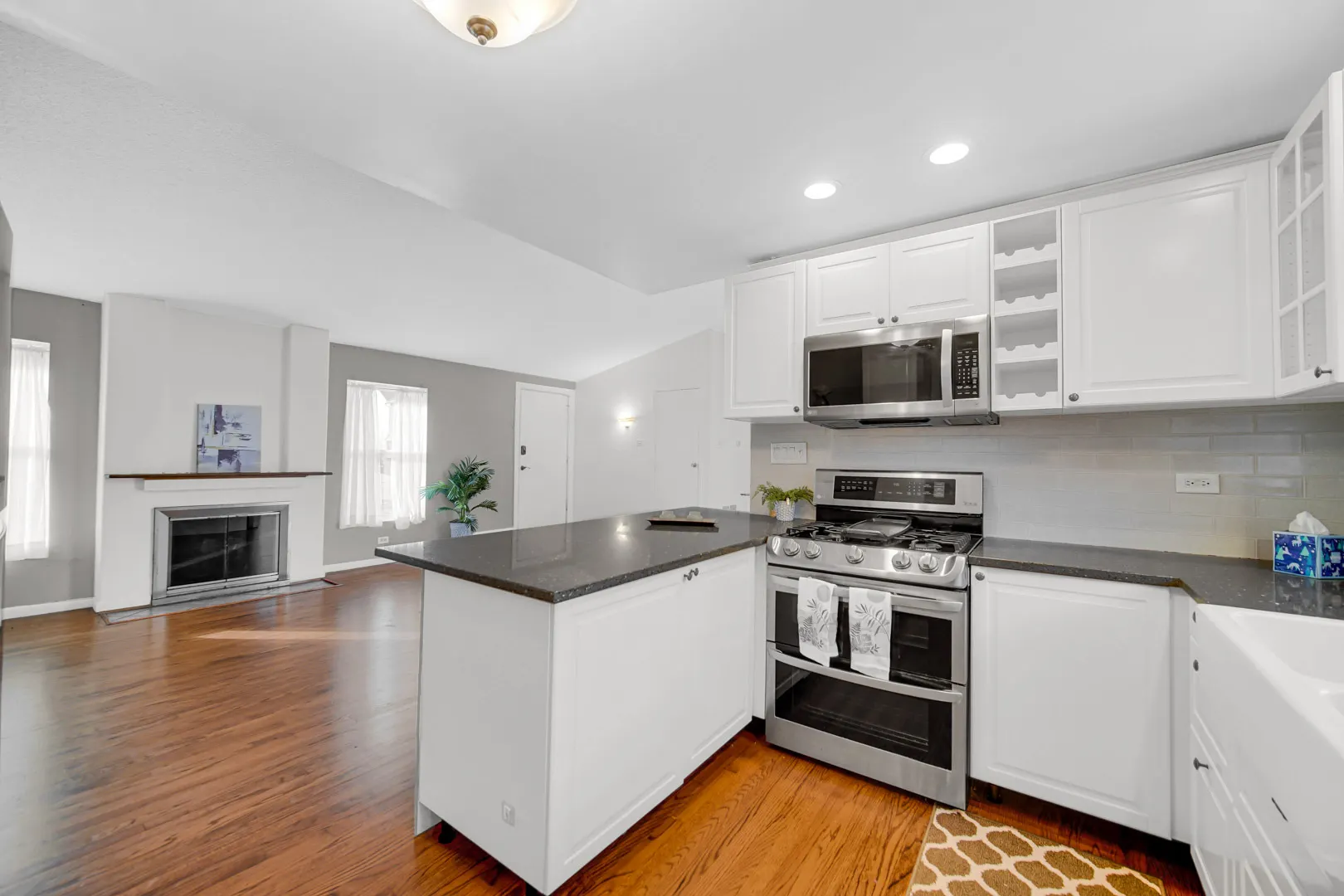 5763 Edison Circle IL