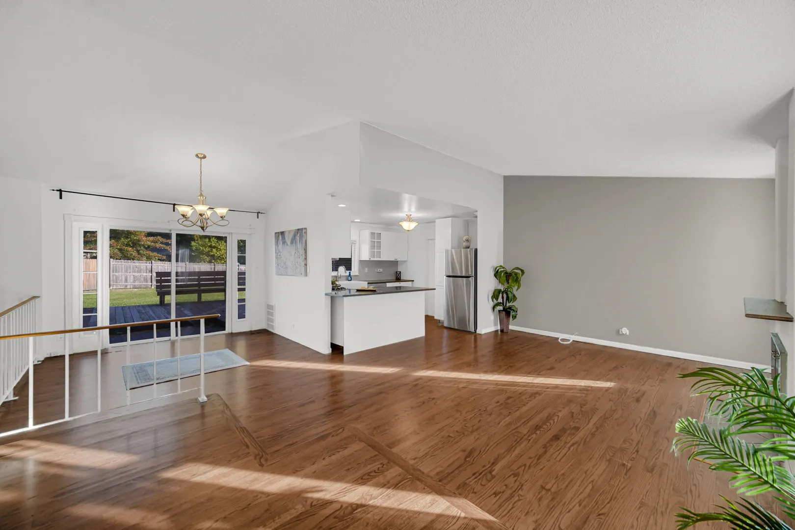 5763 Edison Circle IL