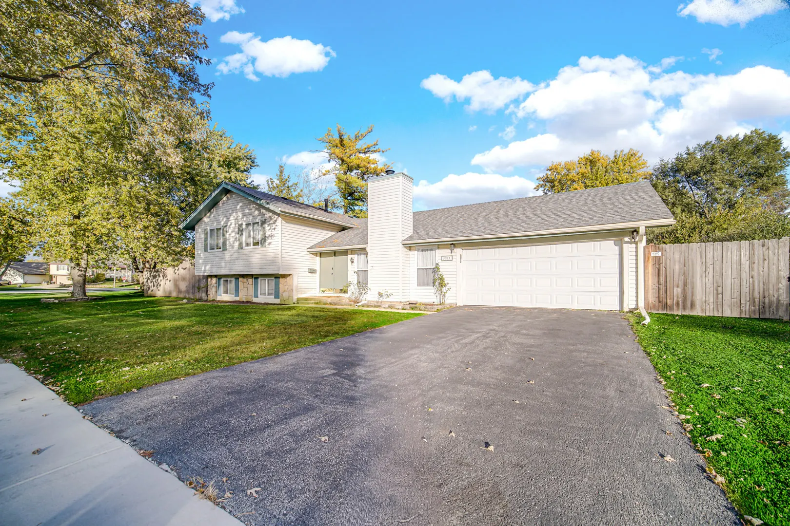 5763 Edison Circle IL