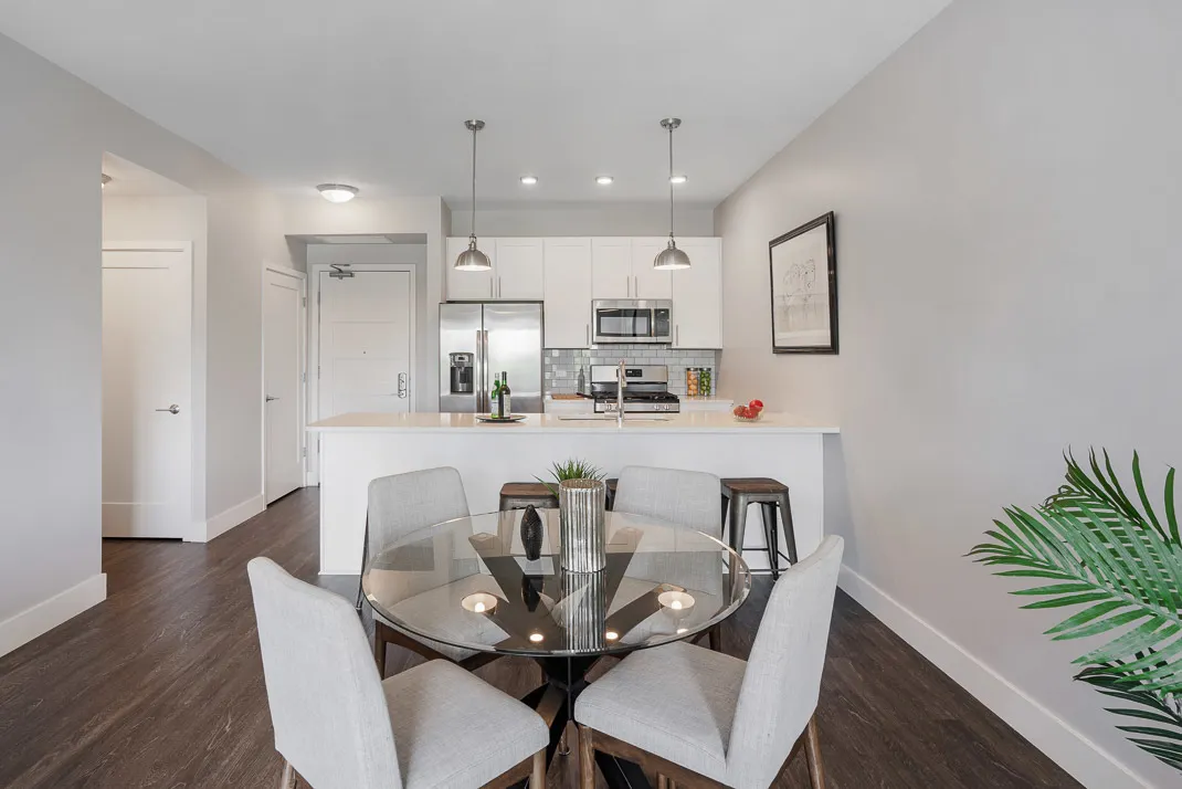 101 W Liberty Street 312 IL