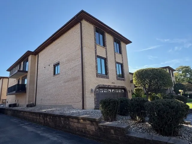 10355 Parkside Avenue 04 IL