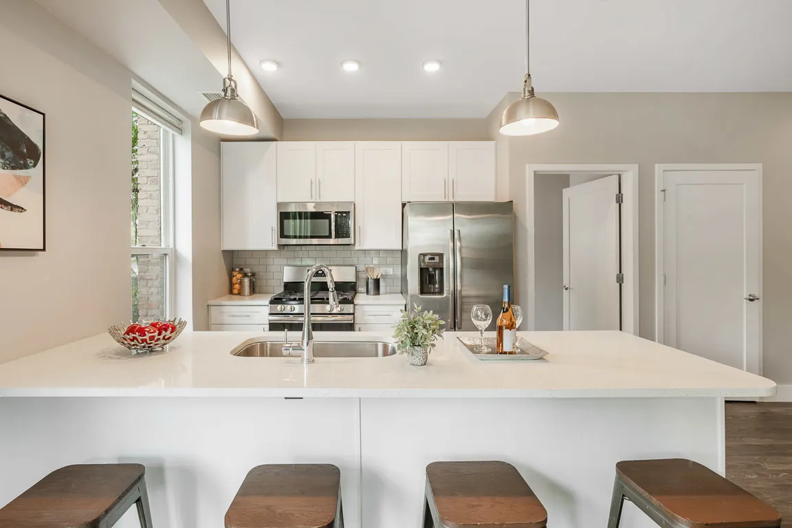 101 W Liberty Street 310 IL