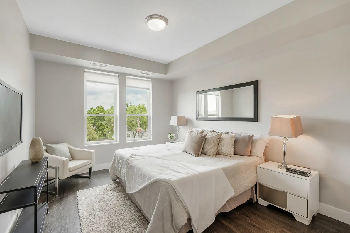 101 W Liberty Street 310 IL