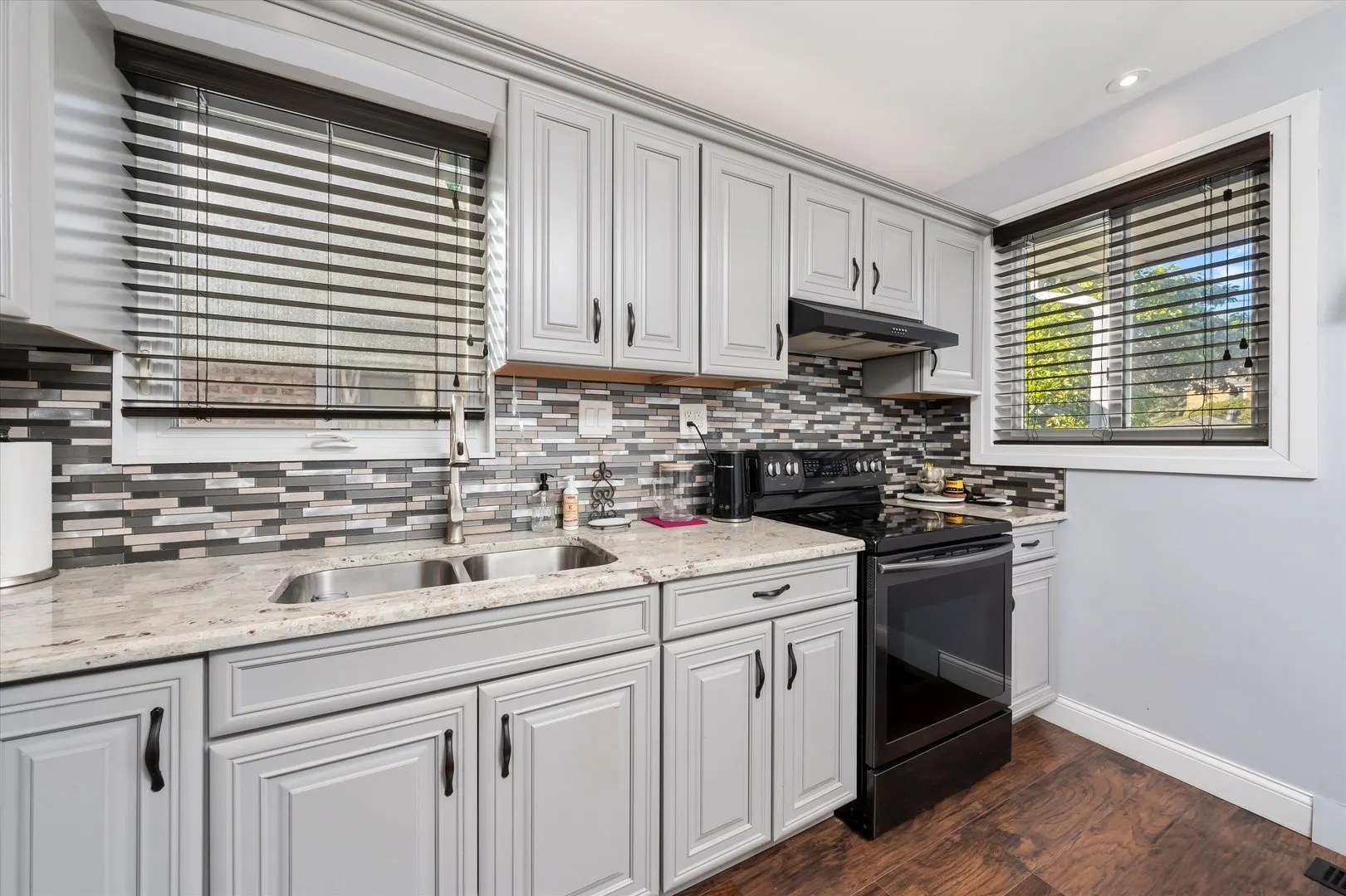 3508 Gunderson Avenue IL