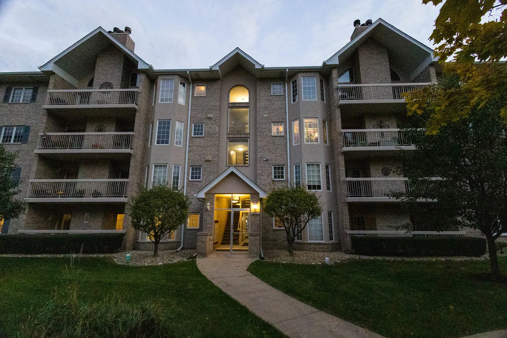 7755 BRISTOL PARK Drive 1NE IL