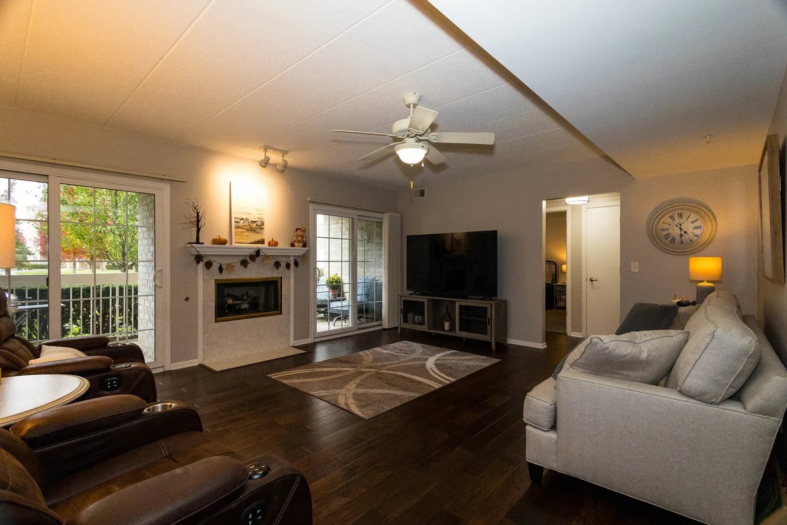 7755 BRISTOL PARK Drive 1NE IL