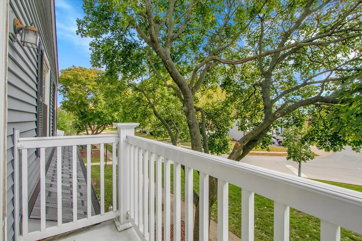 488 Darlene Lane D IL