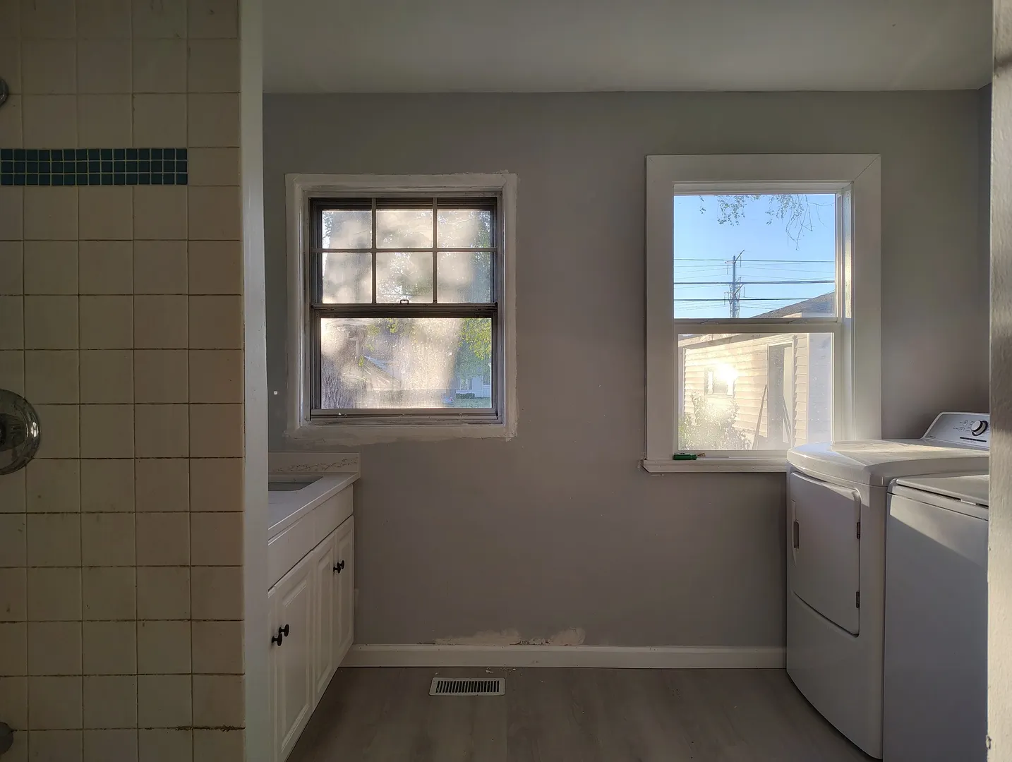 434 Kenyon Avenue IL