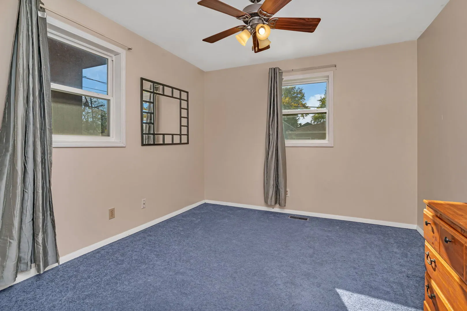 100 S Midland Avenue IL