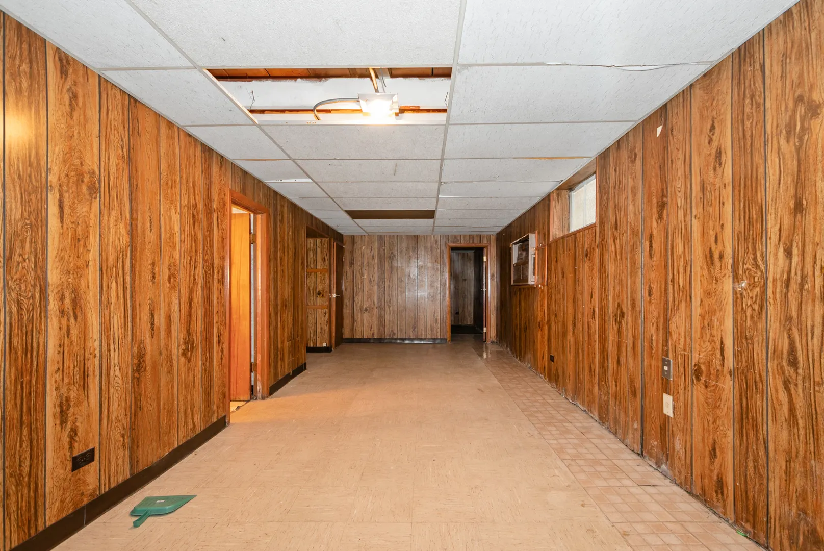 8834 S Oglesby Avenue IL