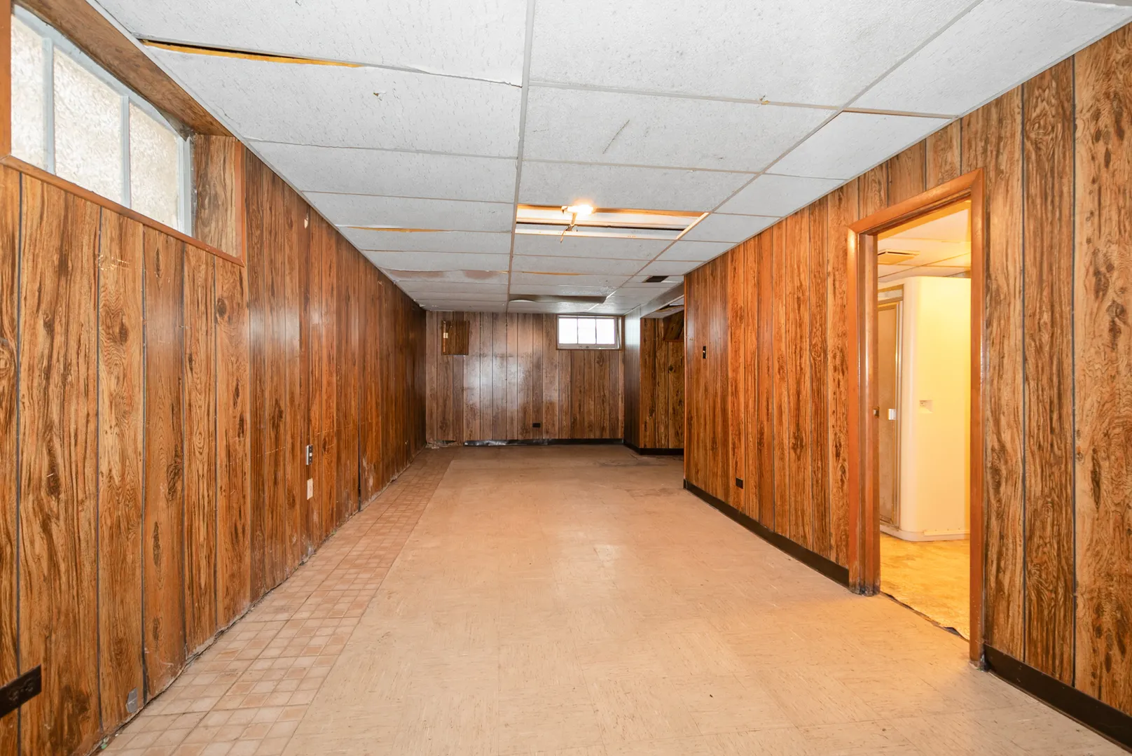 8834 S Oglesby Avenue IL