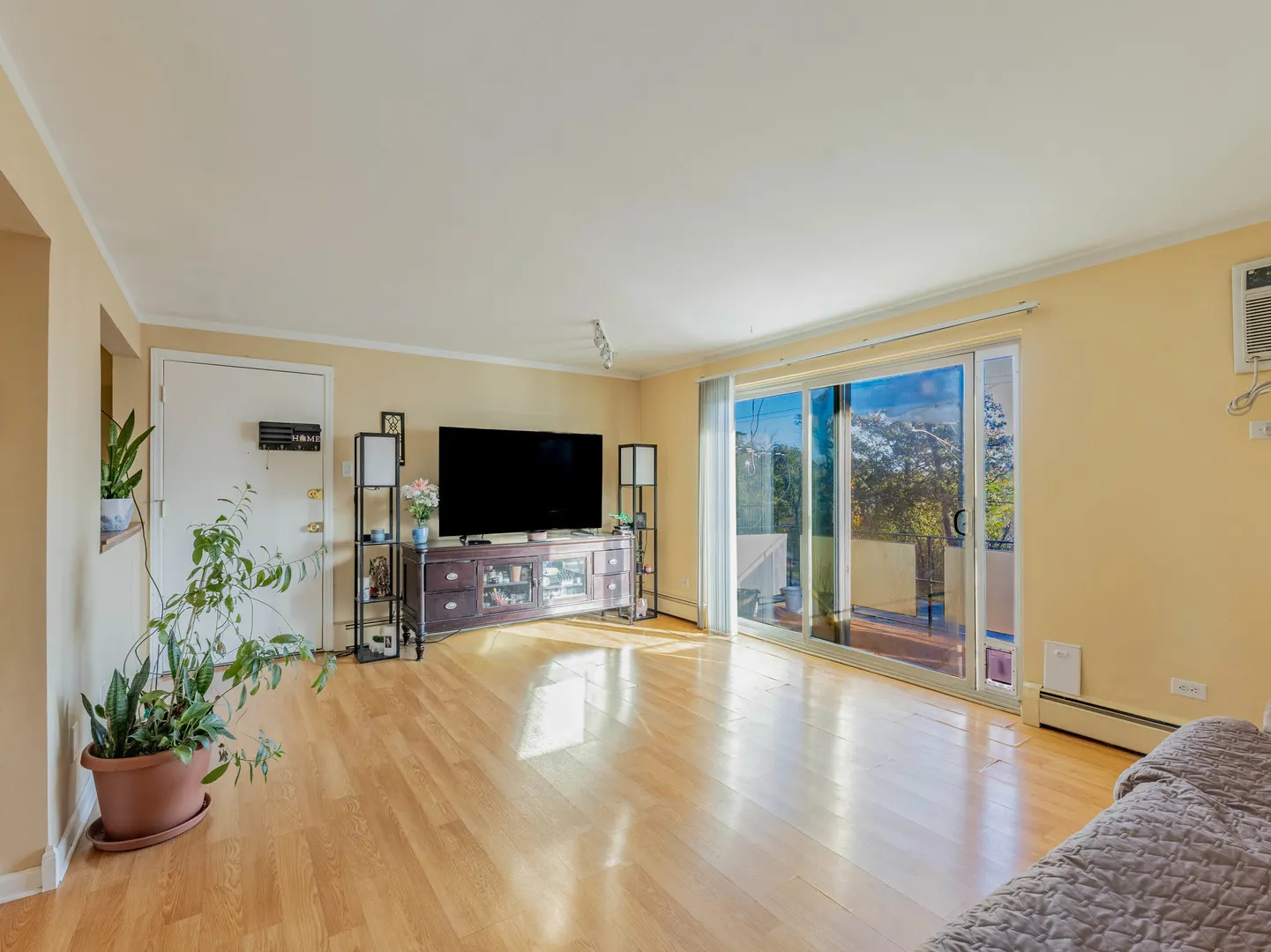 7434 W 111th Street 812 IL