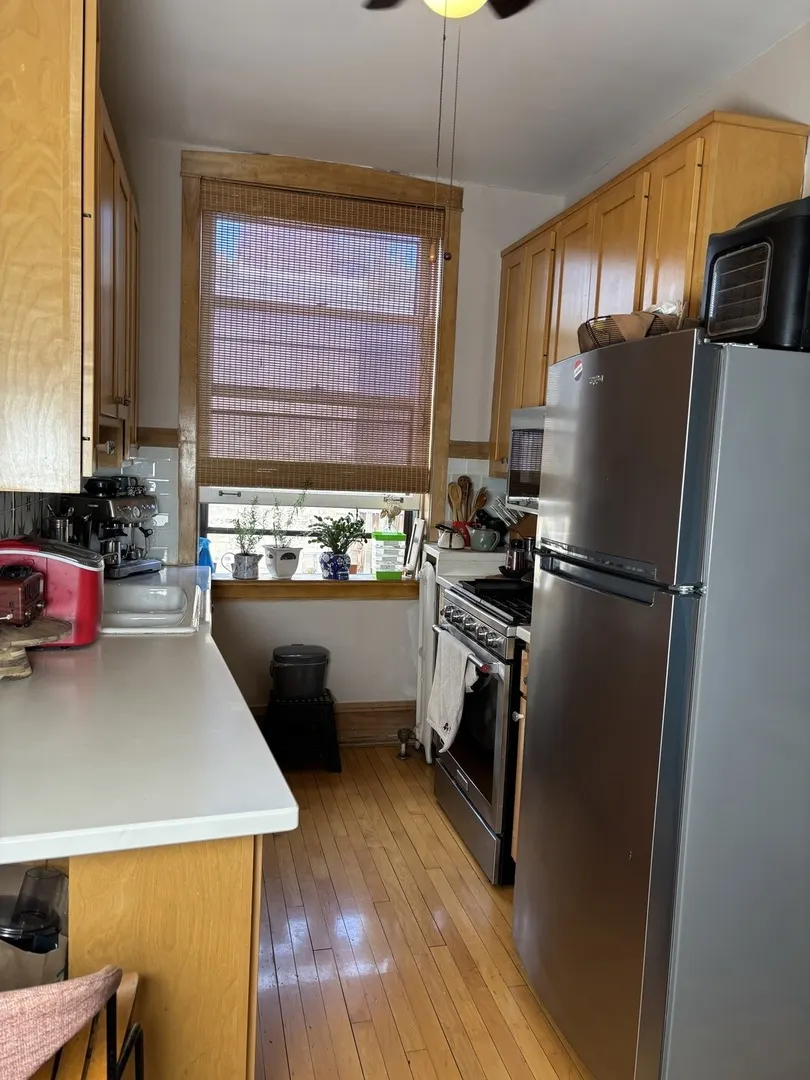 1042 Washington Boulevard 3W IL