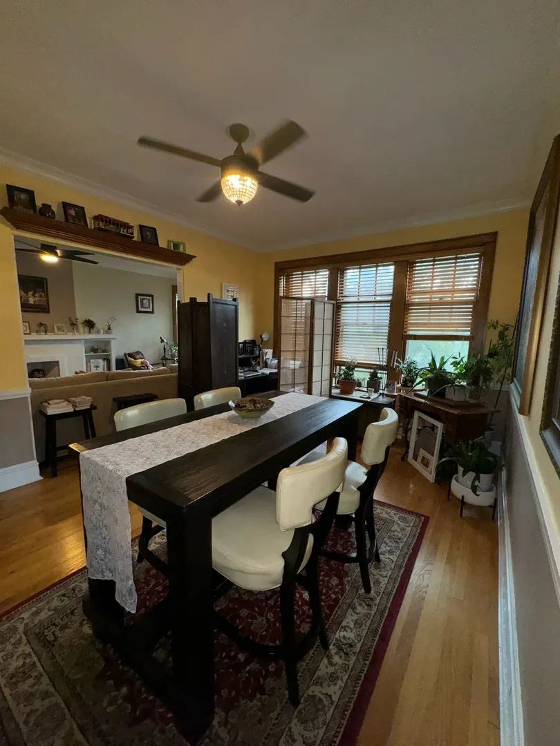 1042 Washington Boulevard 3W IL