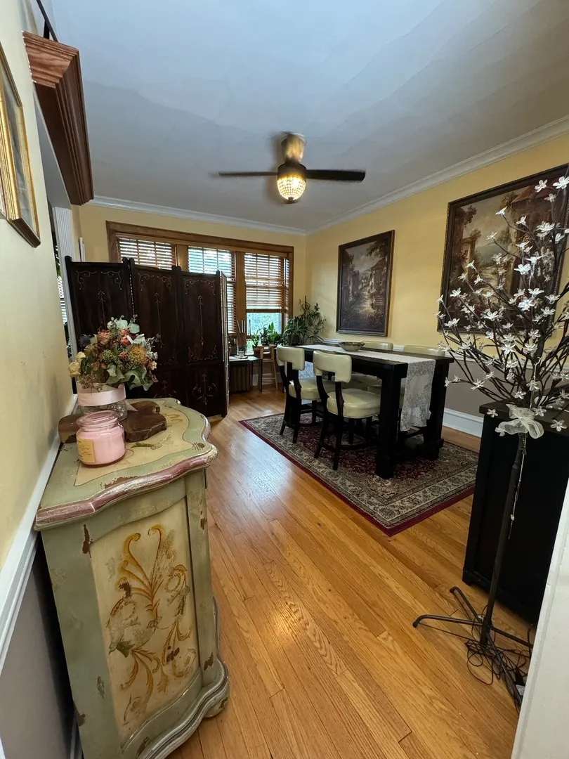 1042 Washington Boulevard 3W IL