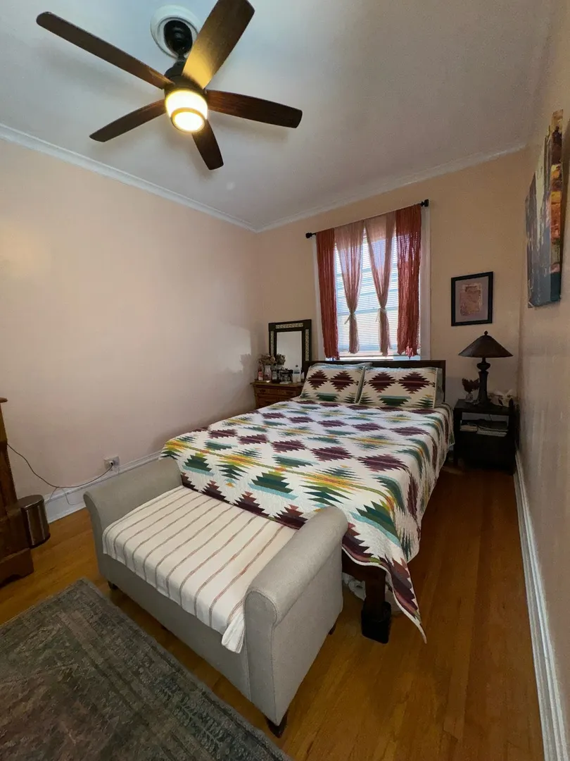 1042 Washington Boulevard 3W IL