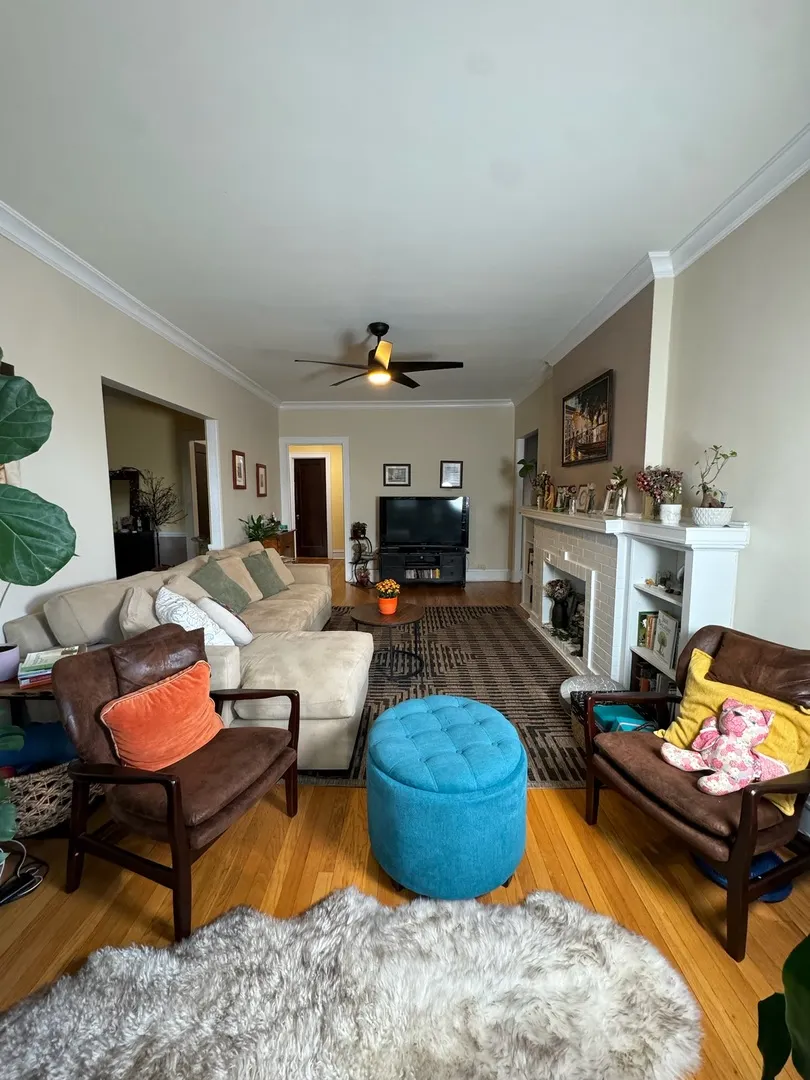 1042 Washington Boulevard 3W IL