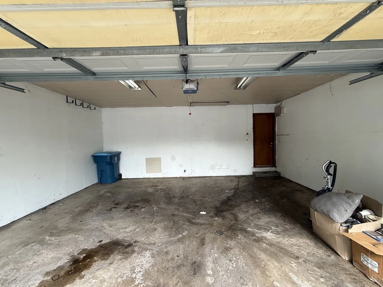 17006 University Avenue IL