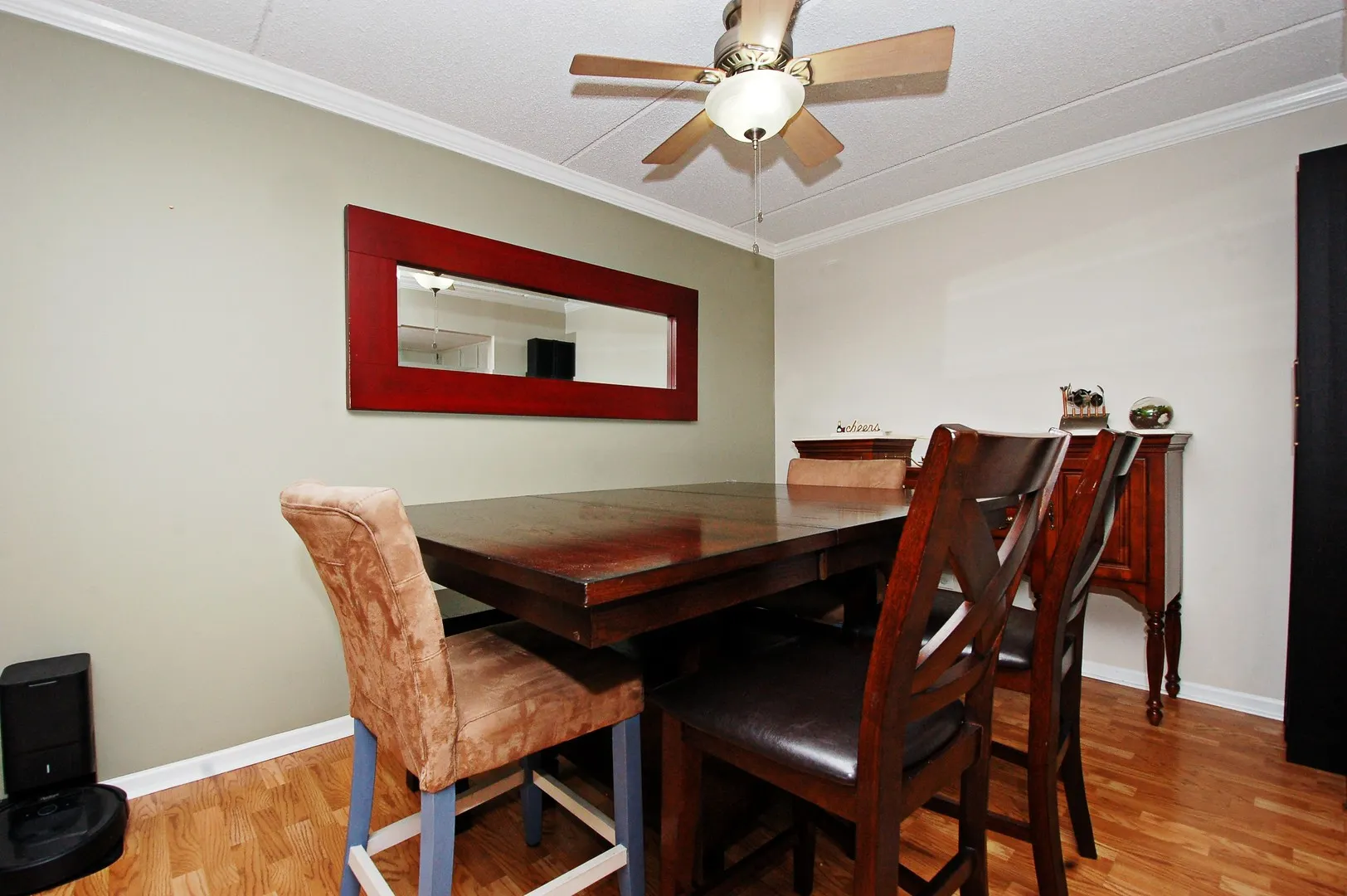 104 N Pine Avenue 302 IL