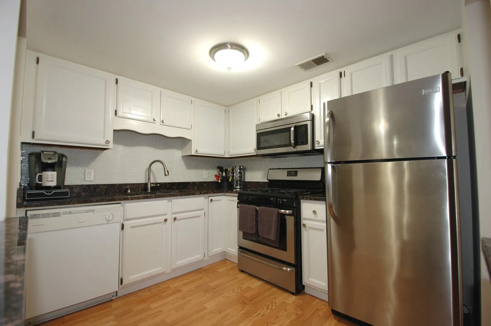 104 N Pine Avenue 302 IL