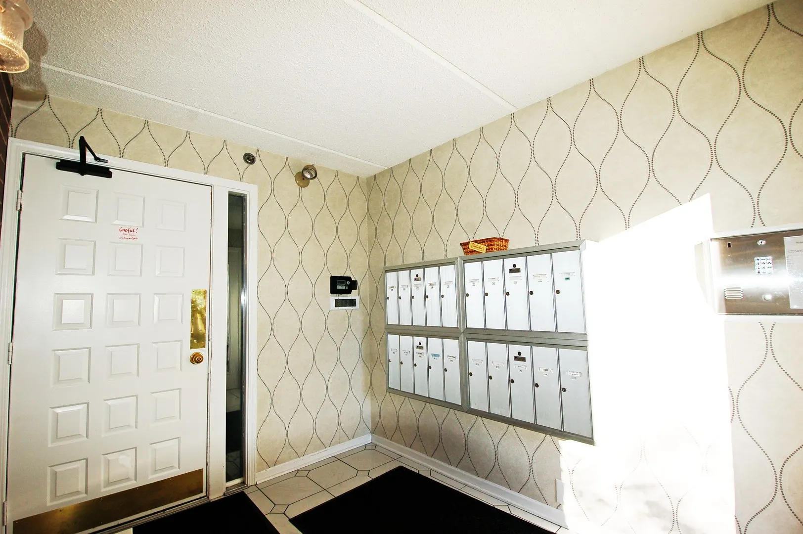 104 N Pine Avenue 302 IL