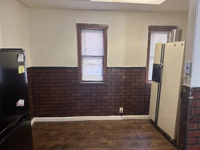 8220 S Wolcott Avenue IL