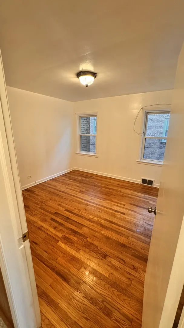 5501 N California Avenue 1N IL