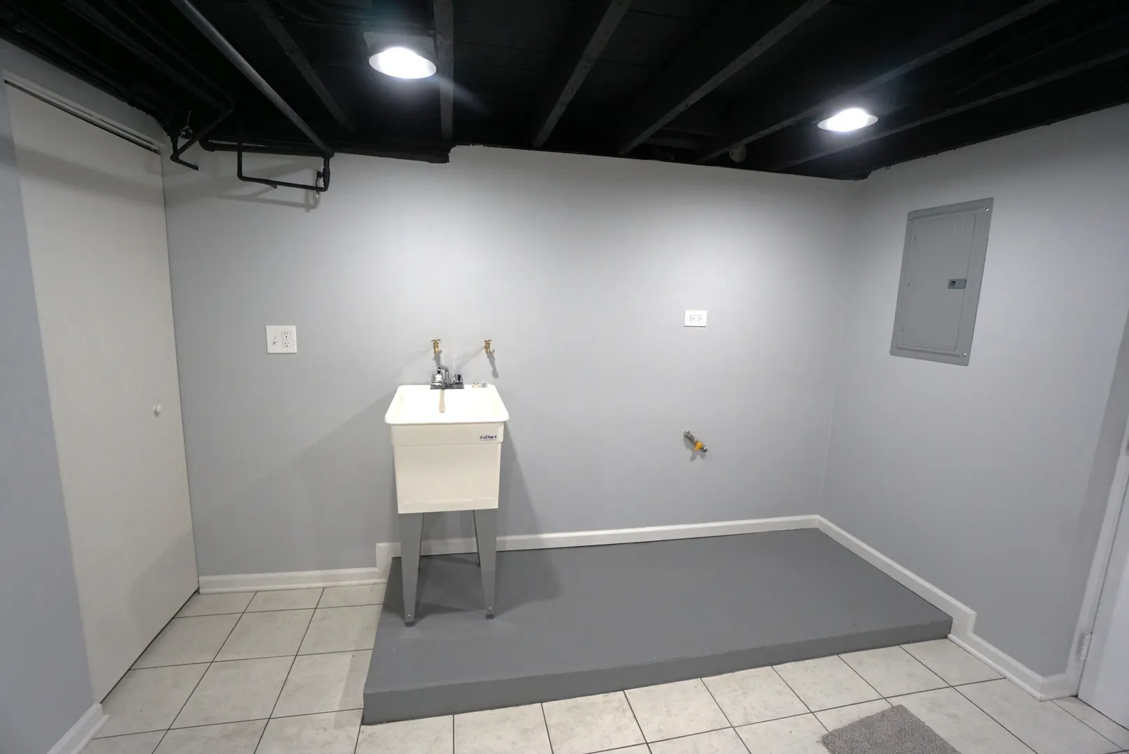 207 N Austin Boulevard IL