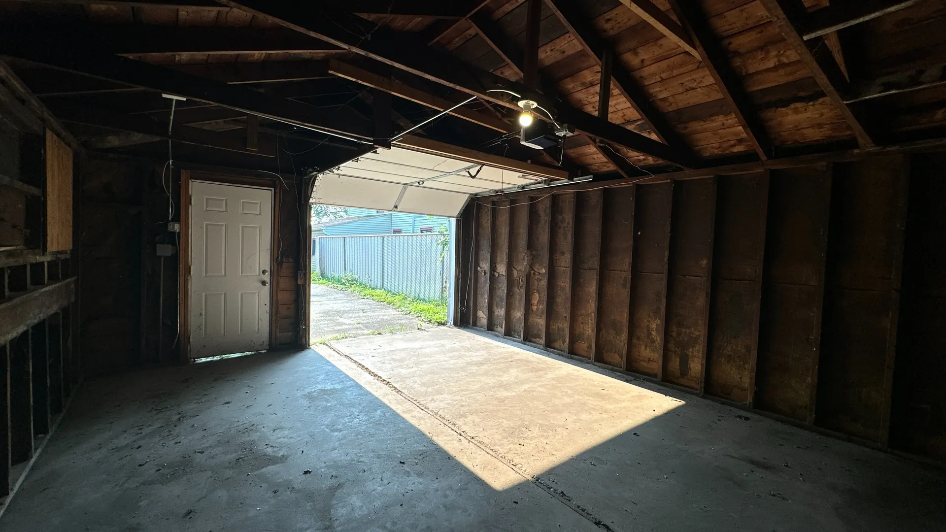 14808 Dorchester Avenue IL